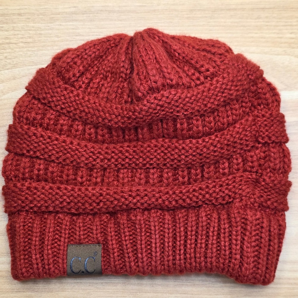 CC Beanie Hat Womens Rust Red Cable Knit‎ Slouchy Winter Skull Cap RN 88320